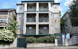 5608 15th Ave NE