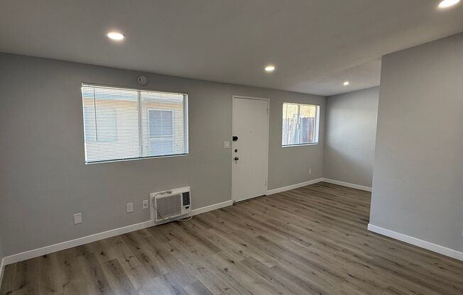 Newly Remodeled 1bd/1bth Unit Available with Private Patio and Assigned Parking!