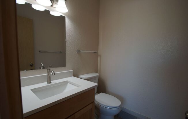 2 beds, 2 baths, 1,050 sqft, $1,798, Unit 306