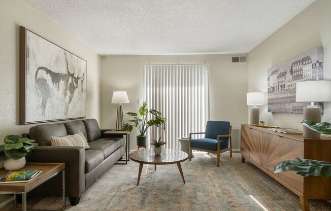 1 bed, 1 bath, 700 sqft, $849, Unit 205