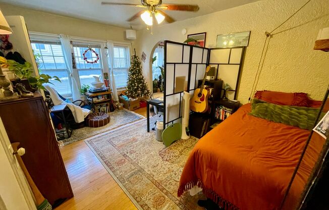 Studio, 1 bath, $825, Unit 104