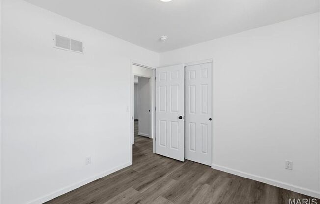 3 beds, 3 baths, 1,323 sqft, $2,400, Unit Rivers Edge Dr - 179
