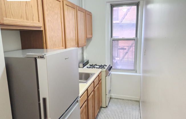 Studio, 1 bath, $1,875, Unit 23E