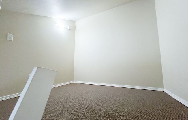 Studio, 1 bath, 137 sqft, $1,495, Unit 2E