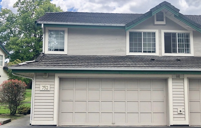 Bellevue Townhouse