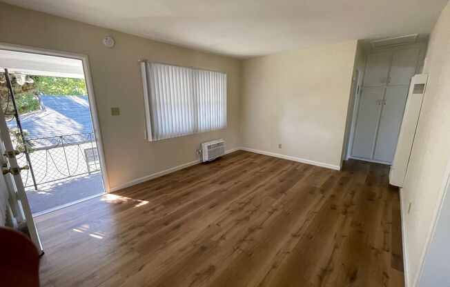 1 bed, 1 bath, 624 sqft, $1,999, Unit 4