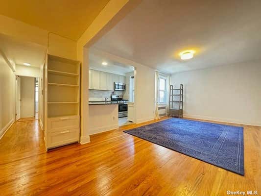 1 bed, 1 bath, $2,500, Unit 3B