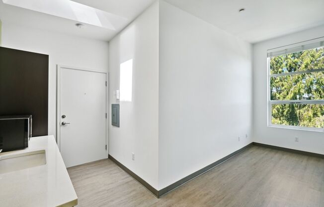 Studio, 1 bath, 168 sqft, $840, Unit C5