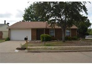 3 beds, 2 baths, $1,850