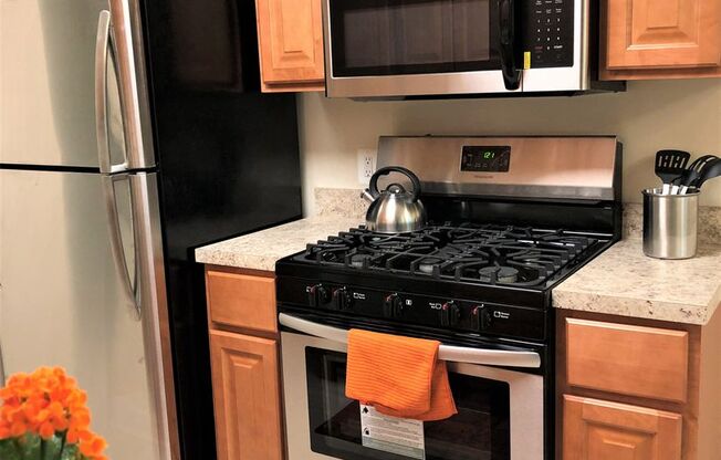 2 beds, 2 baths, 1,000 sqft, $2,725, Unit 1804WL-201