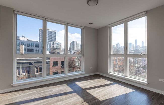 2 beds, 2 baths, 869 sqft, $3,950, Unit 1552-201