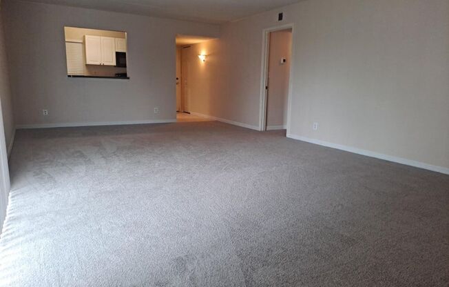 2 beds, 2 baths, $1,200, Unit Bldg 17 Unit E-2