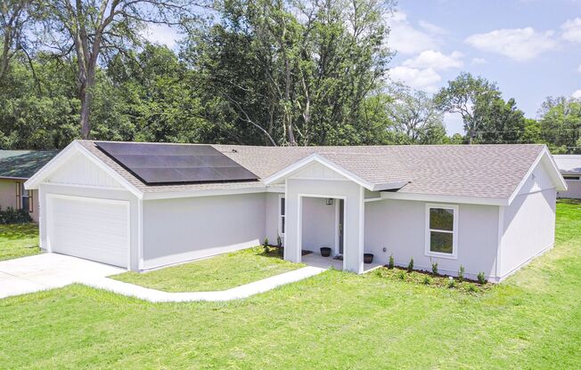 North Ocala - NEW 3 Bed / 2 bath / 2 car garage with solar panels included!
