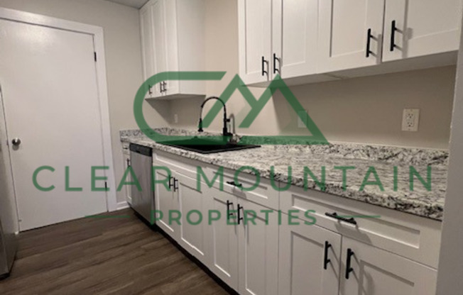 3 beds, 1.5 baths, 1,080 sqft, $1,475, Unit 49