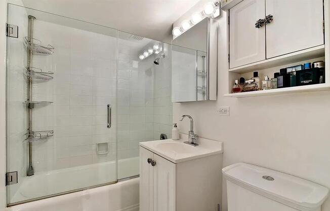 Studio, 1 bath, 512 sqft, $3,950, Unit 16H