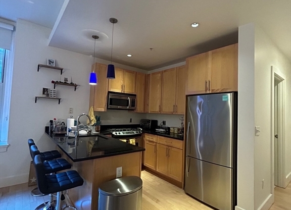 Studio, 1 bath, 511 sqft, $3,300, Unit L310