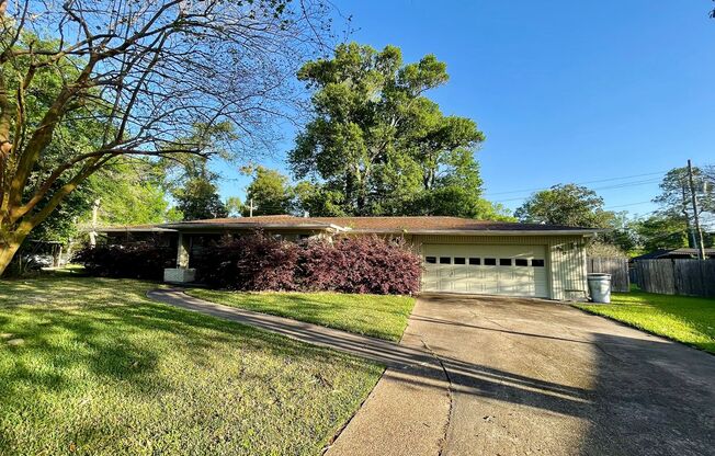 960 Terrace Dr, Beaumont, TX 77706