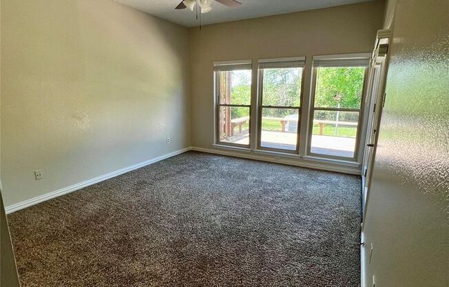 POTTSBORO CONDO FOR LEASE!