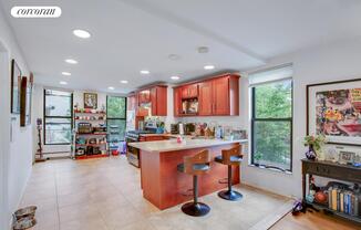 655 6 AVE
