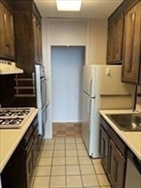 1 bed, 1.5 baths, 1,224 sqft, $3,300, Unit 15C