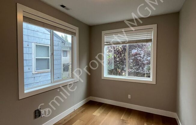 2422 Southeast Morrison Street