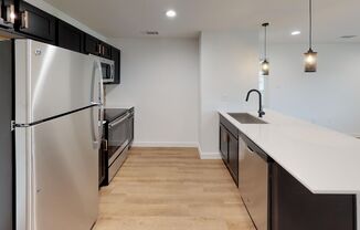 2 beds, 1 bath, 912 sqft, $1,350, Unit 2205