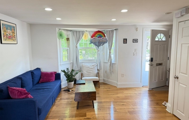 715 HAMMOND ST