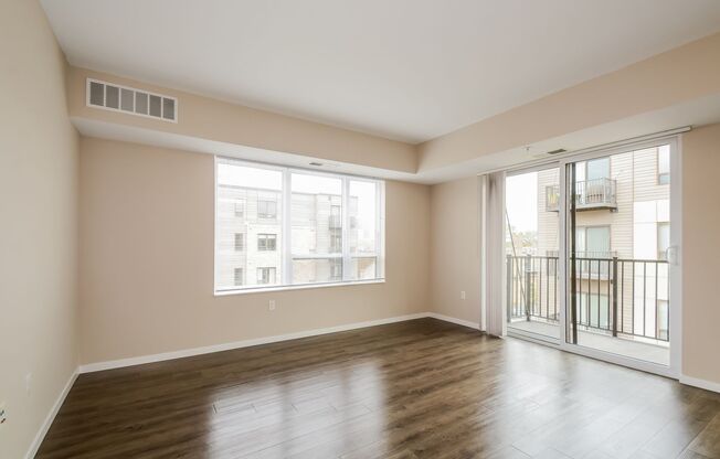 2 beds, 2 baths, 980 sqft, $2,399, Unit 313