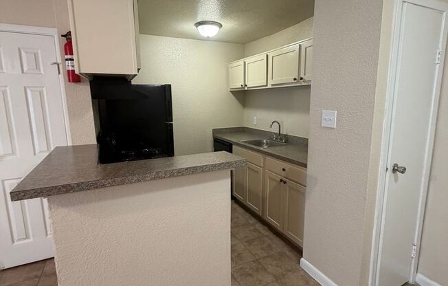 1 bed, 1 bath, 682 sqft, $905, Unit 1408