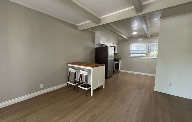 7366 W Manchester Ave (#562)