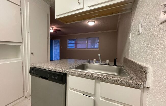 1 bed, 1 bath, 725 sqft, $1,199, Unit 1504-09