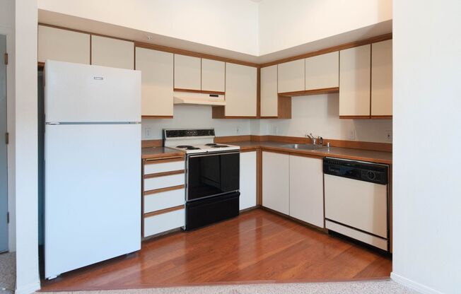 Summit View Apartments (120)