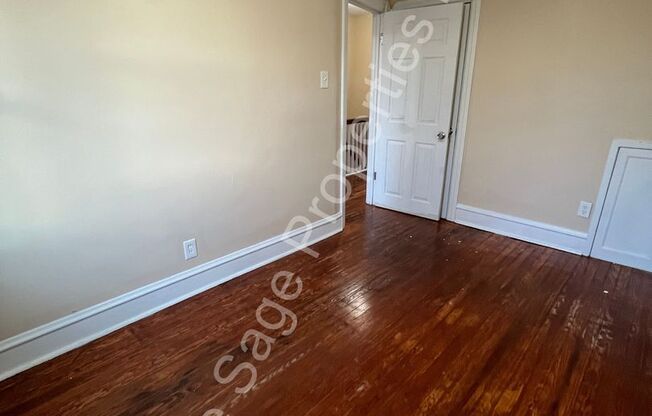 3 beds, 1 bath, $1,450