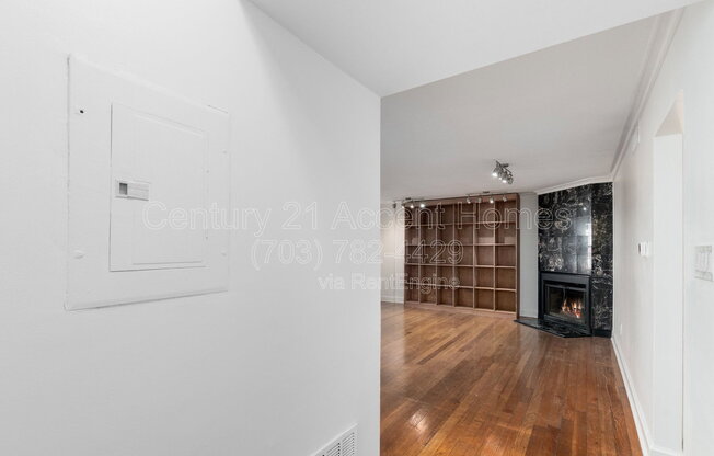 1303 S WALTER REED DR