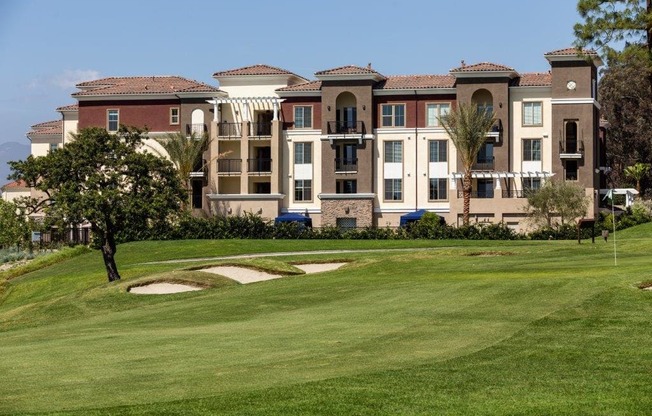 GS_Adagio_Ext_West-side_Golf_Course_Mission Viejo