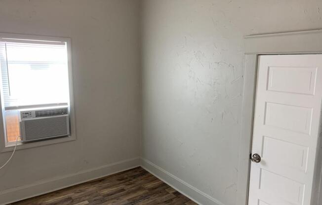 208 E. Springer
