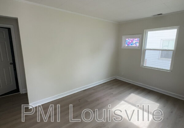 327 ALGER AVE