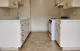 1135 W I ST