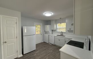 3 beds, 1 bath, $1,450