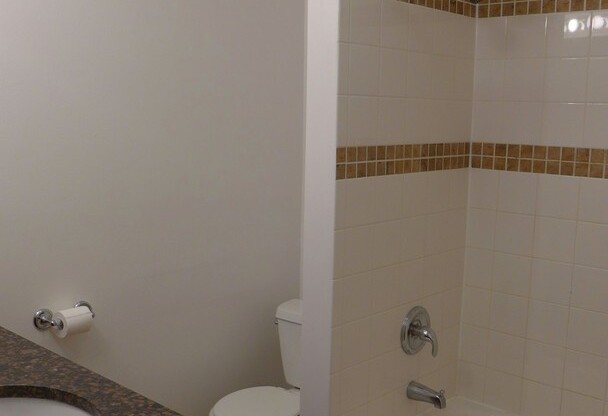 2 beds, 1 bath, 900 sqft, $1,795, Unit 1A