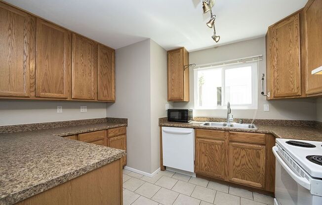 Single level condo in cul-de-sac community.