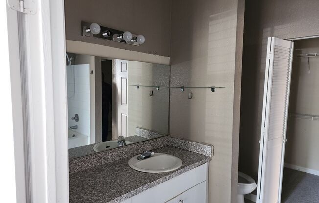 1 Bedroom 1 bathroom condo