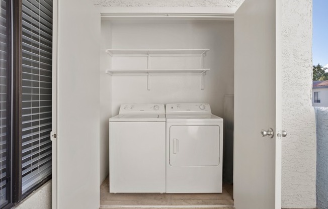 Washer & Dryer | Chandler Rental Homes | 2 Bedroom 2 Bath Apartments In Chandler Az | Arches at Hidden Creek