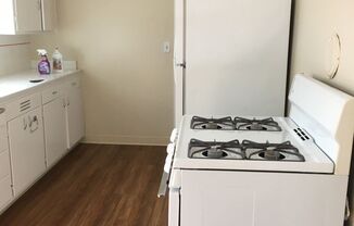 043 - Pinewood Gardens