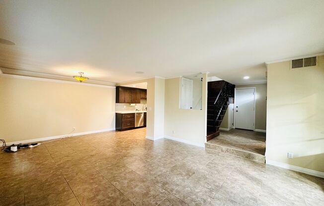 2 beds, 2.5 baths, $4,000