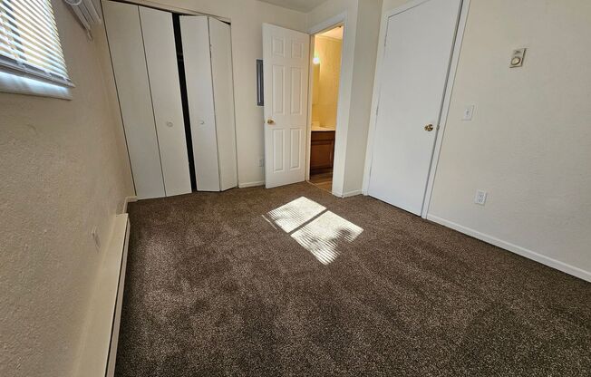 2 beds, 1 bath, 600 sqft, $690, Unit WP-122