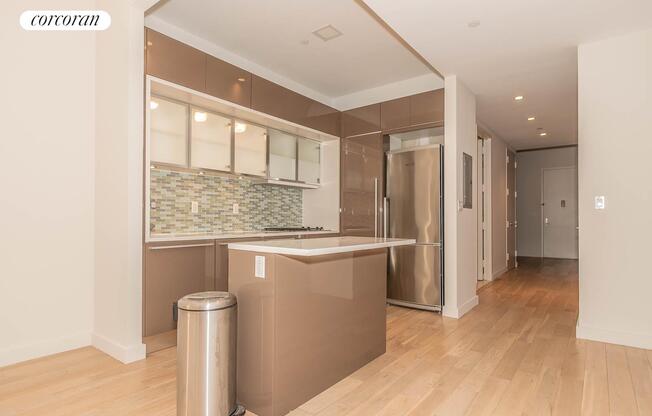 Studio, 1 bath, 669 sqft, $4,200, Unit 22E