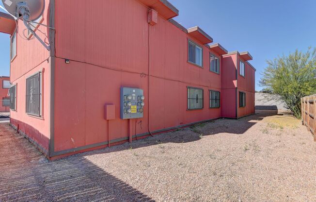 3639 KOLENDO CT LAS VEGAS, NV 89103-1422