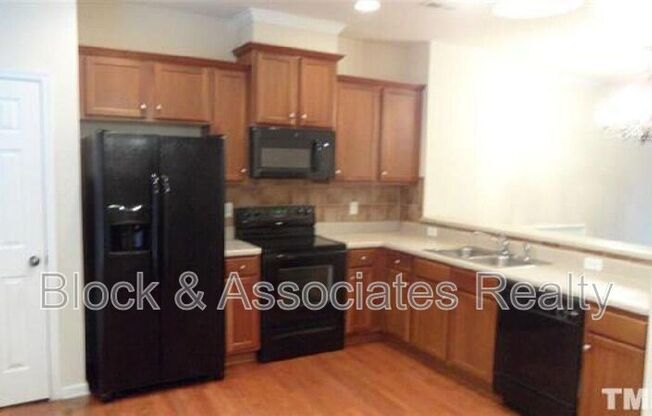 132 LINDEN PARK LN