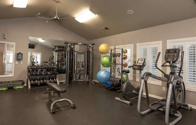 Stanford Heights fitness center and equipment